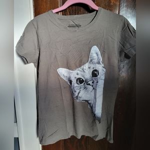 Gray Cat T-shirt
